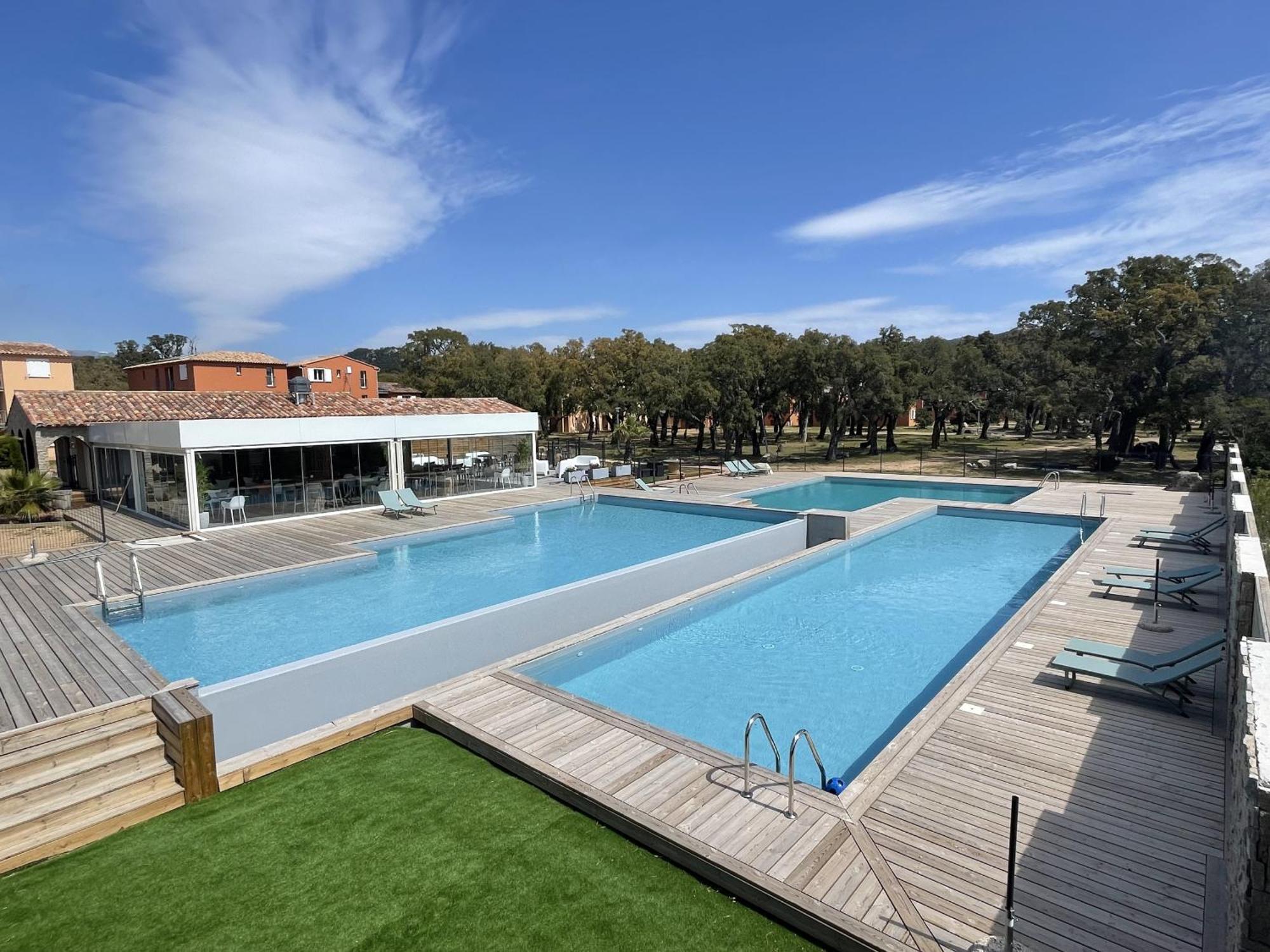 Residence Hoteliere Les Hameaux De Saint Cyprien 25 M2 Lecci Exterior foto