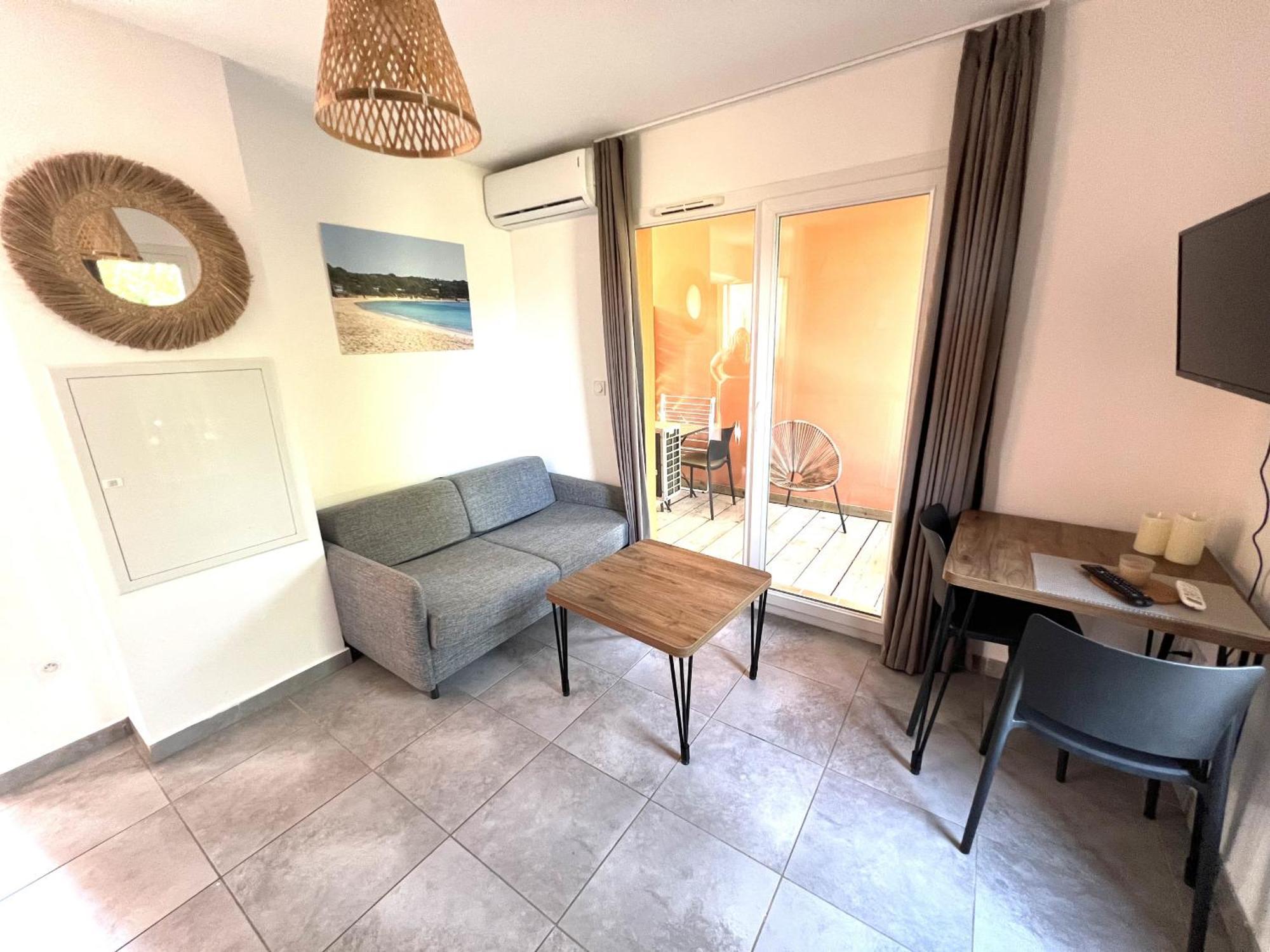 Residence Hoteliere Les Hameaux De Saint Cyprien 25 M2 Lecci Exterior foto