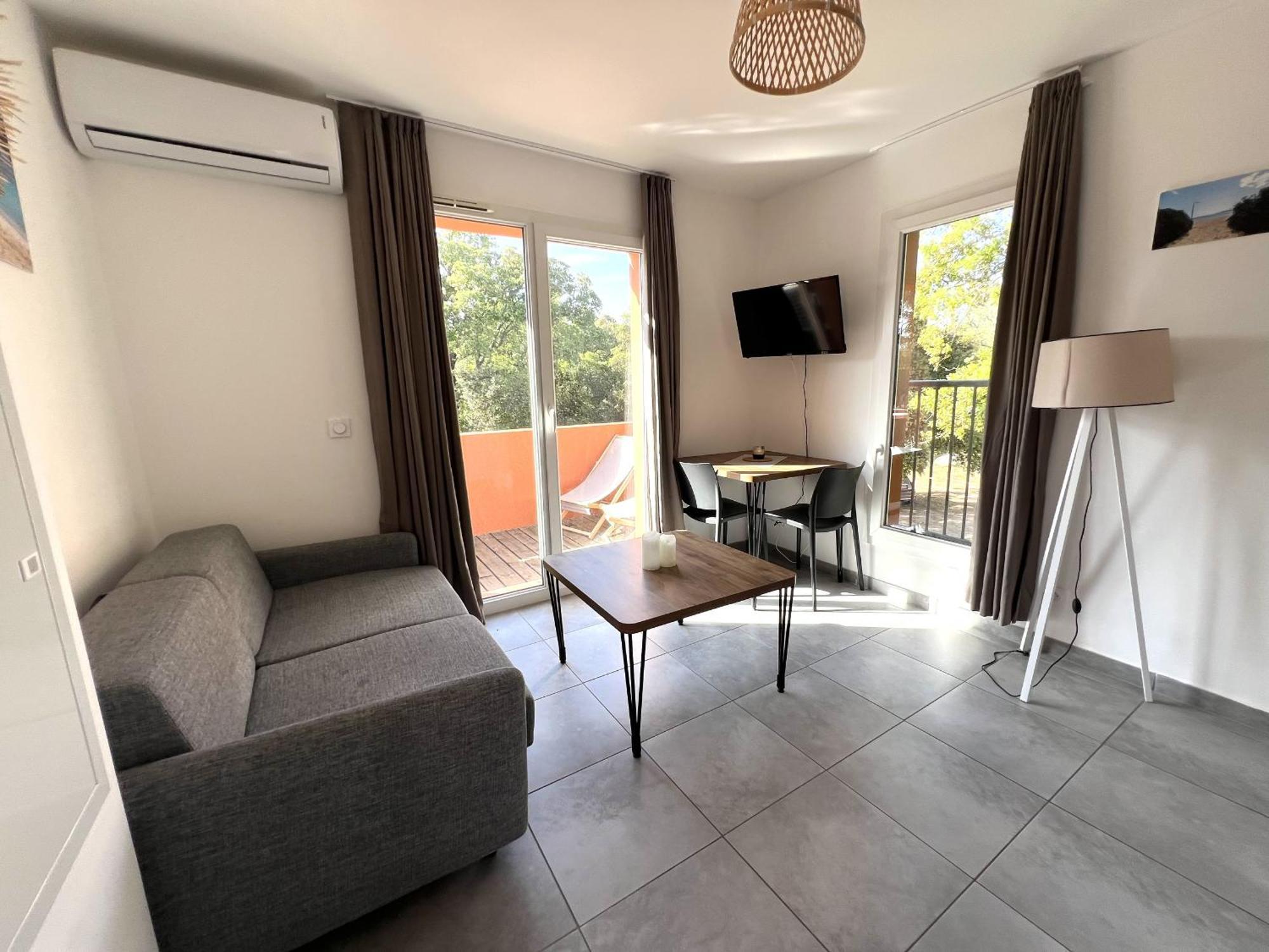 Residence Hoteliere Les Hameaux De Saint Cyprien 25 M2 Lecci Exterior foto