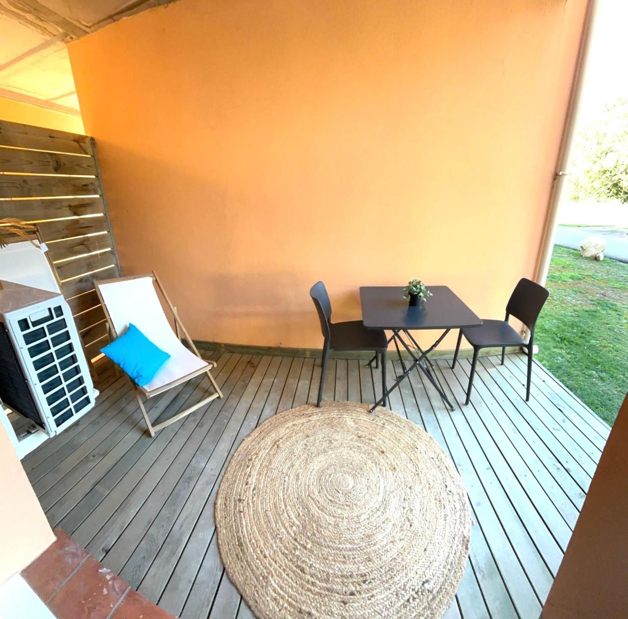 Residence Hoteliere Les Hameaux De Saint Cyprien 25 M2 Lecci Exterior foto