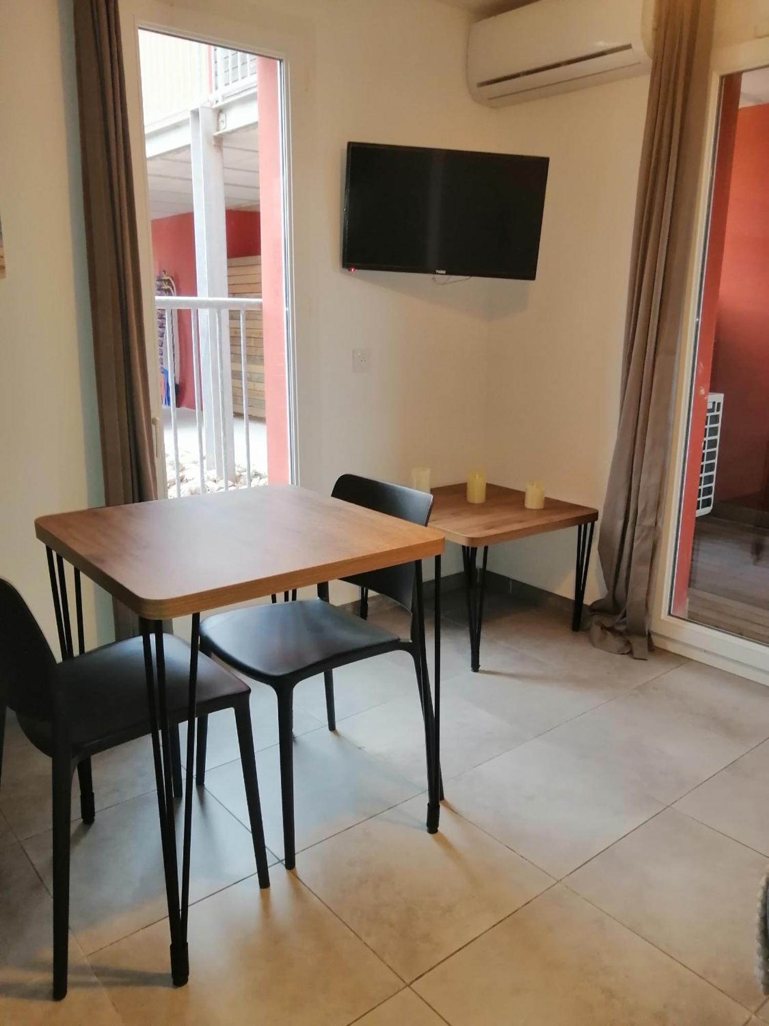 Residence Hoteliere Les Hameaux De Saint Cyprien 25 M2 Lecci Exterior foto